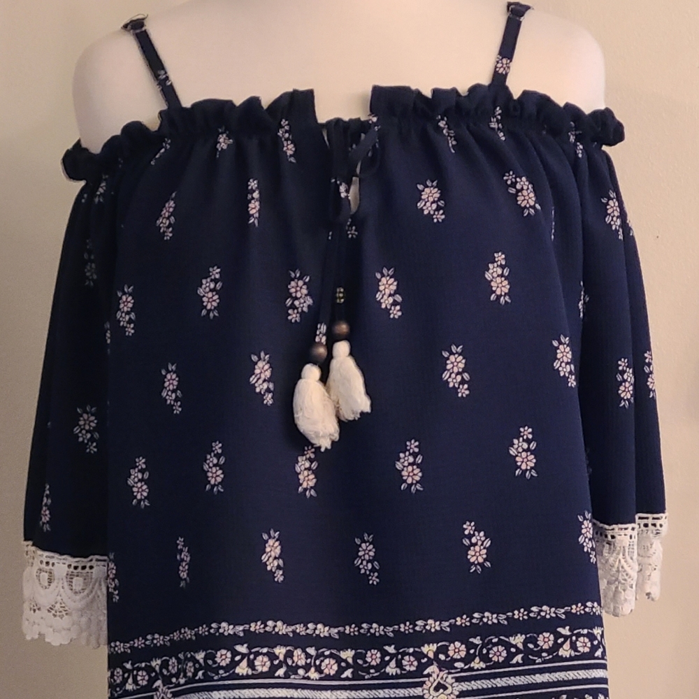 Altard state size S navy blue top